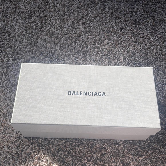 Balenciaga pool slides - Picture 2 of 5